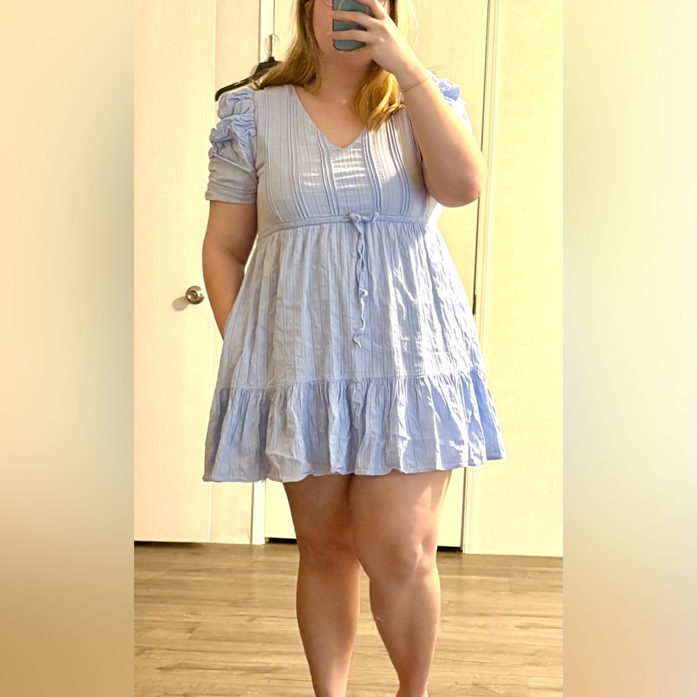 Light Blue Short Sleeve Dress with Pockets